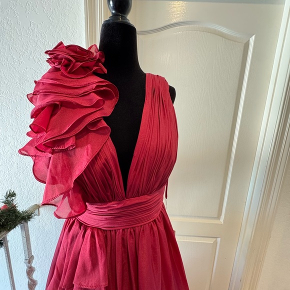 NWT Mac Duggal Sz 8 Ruffled One Shoulder V-neck Chiffon  Burgundy Dress - Picture 9 of 16